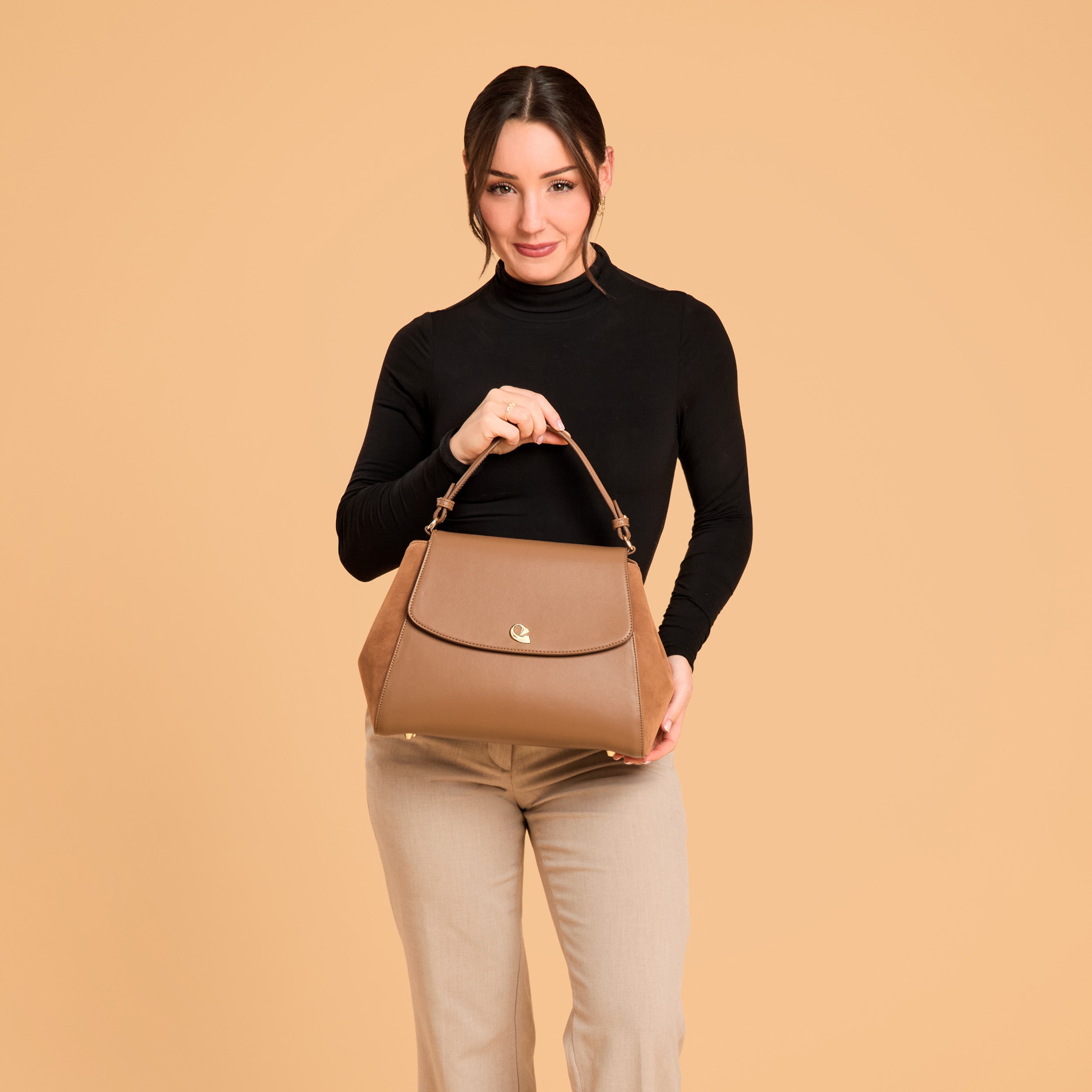 Sac Aura spacieuse - Suede camel