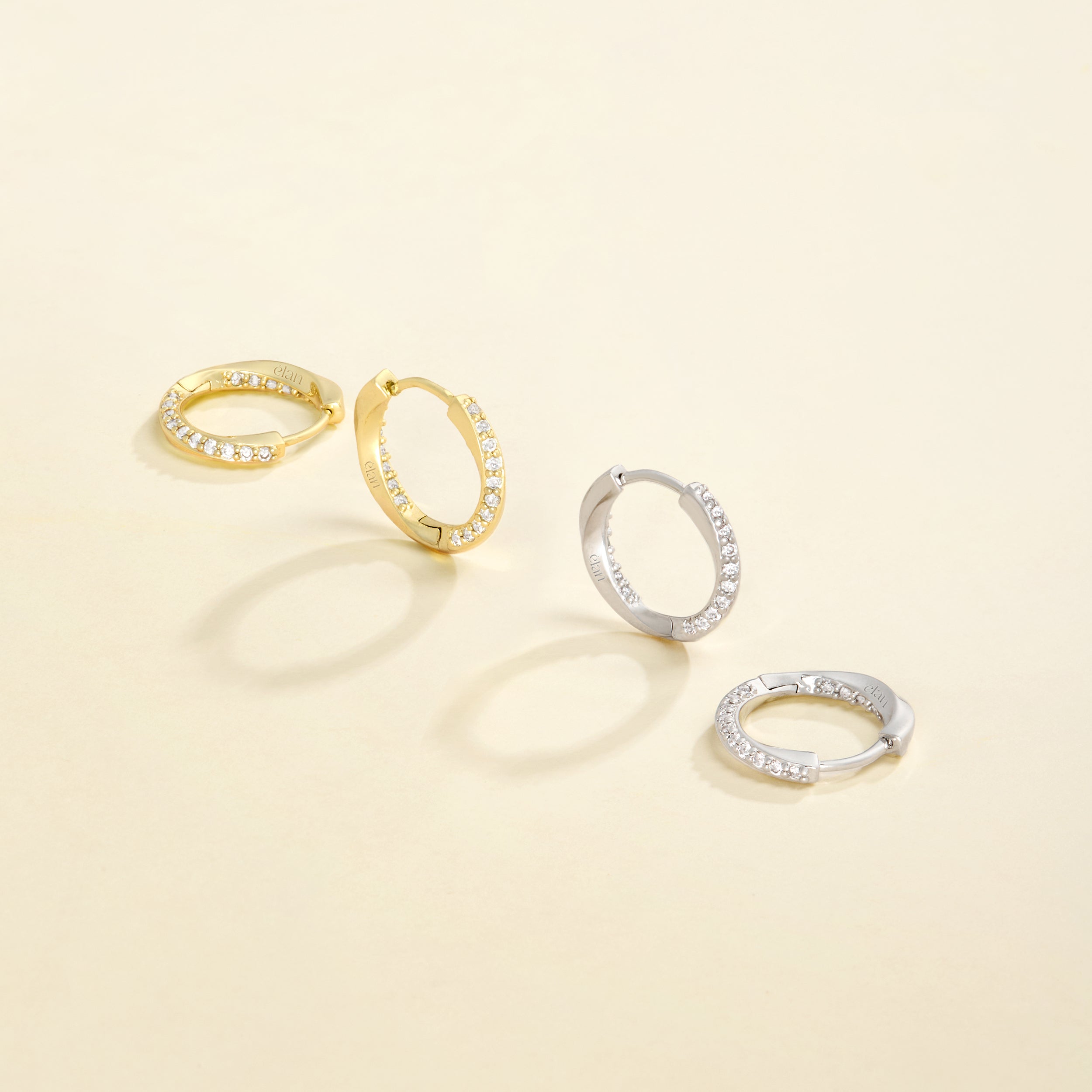 Paire de boucles Infini